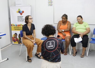 Ação de Mobilização dos Agentes Culturais da Região Metropolitana do Recife. Apresentação “O que é o Comitê de Cultura de Ceará” e palestra com o tema “Por uma cultura de direitos”.